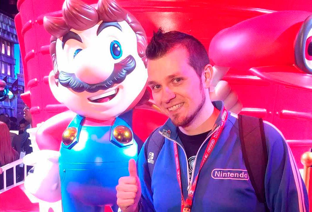 Abdallah e estátua do Mario na E3 2017