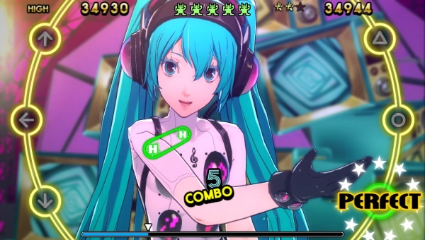 Imagem de Hatsune Miku em Persona 4: Dancing All Night